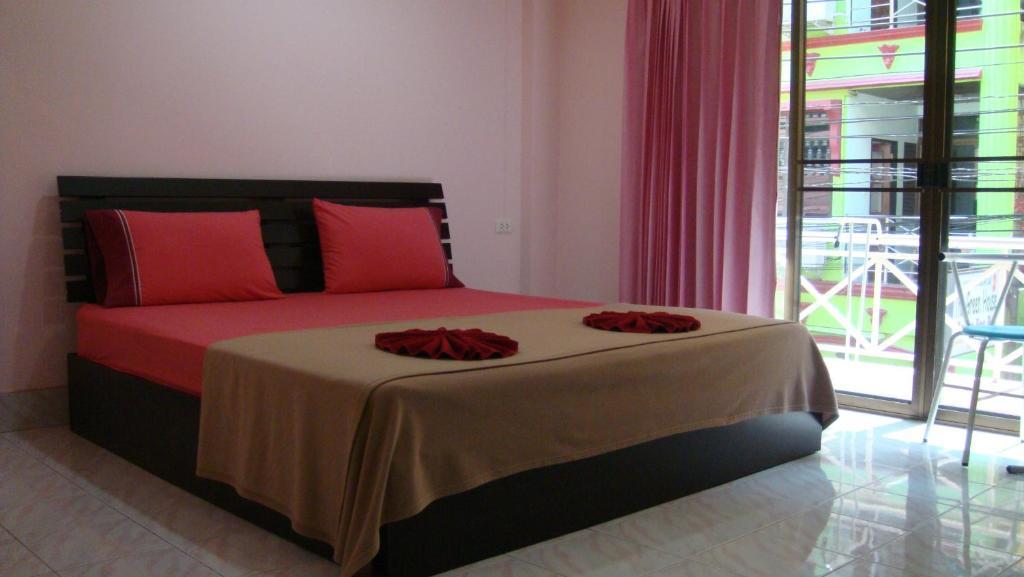 แคนดี้เฮ้าส์ Hotel Patong ภายนอก รูปภาพ